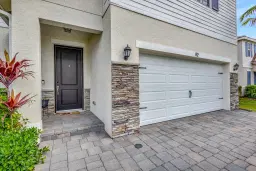 Picture of 92 Palmetto Ln, Royal Palm Beach, FL 33411