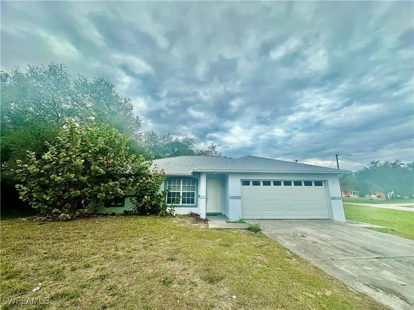Picture of 119 Teakwood Ct, Lehigh Acres FL 33974