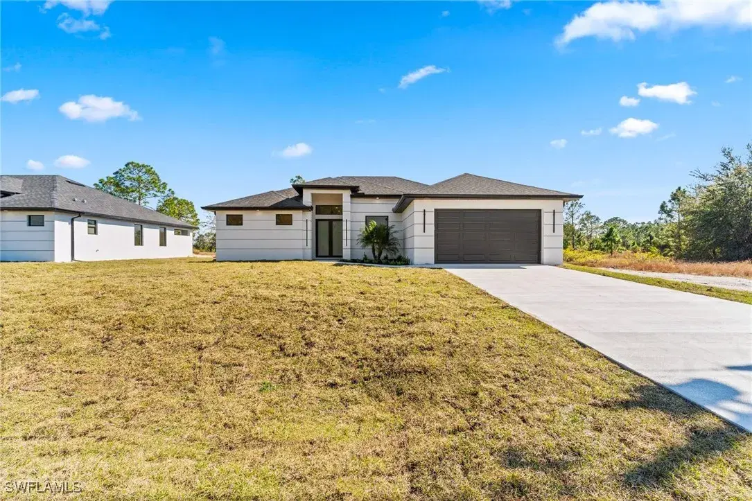 Picture of 471 Long Ave S, Lehigh Acres, FL 33974