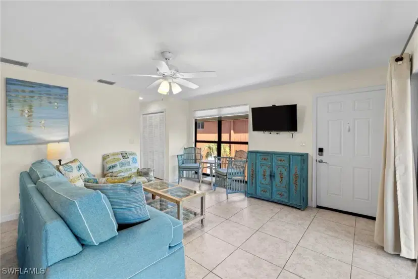 Picture of 1811 Olde Middle Gulf Dr 1, Sanibel FL 33957
