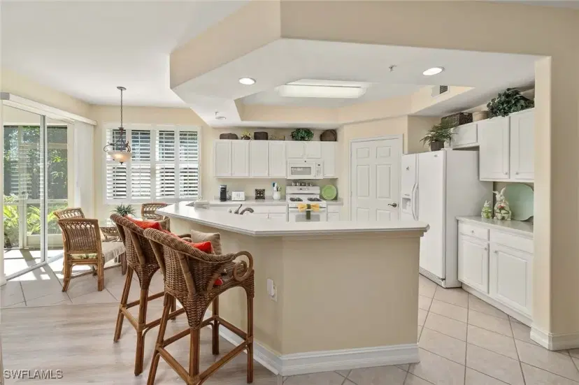 Picture of 11041 Harbour Yacht CT 102, Fort Myers FL 33908
