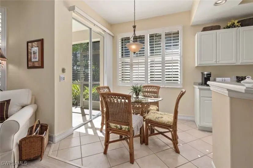 Picture of 11041 Harbour Yacht CT 102, Fort Myers FL 33908