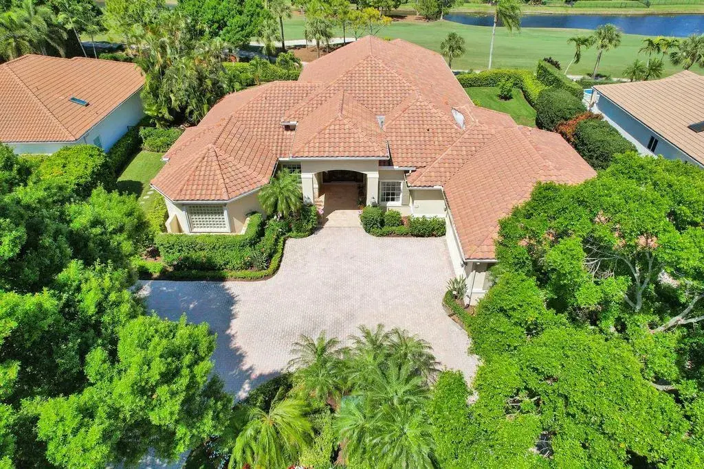 Picture of 115 W Village Way, Jupiter, FL 33458