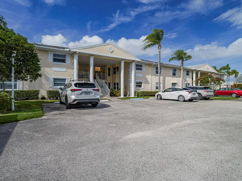 Picture of 209 Grove Isle Circle, Vero Beach FL 32962