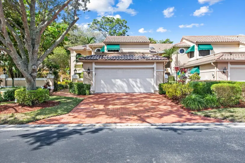 Picture of 22548 Caravelle Cir 22548, Boca Raton FL 33433