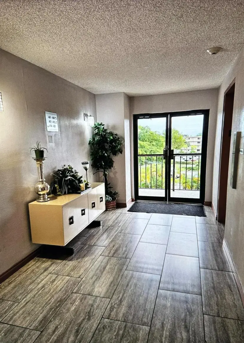 Picture of 9355 SW 8Th Street 425, Boca Raton FL 33428