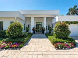 Picture of 2261 Trout Ct, Naples, FL 34102