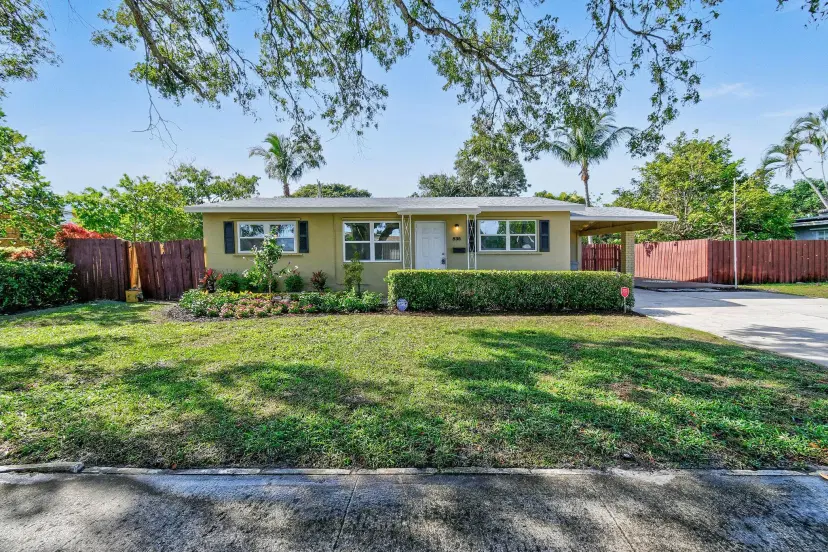 Picture of 836 Evergreen Drive, West Palm Beach FL 33403