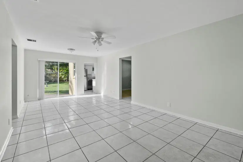 Picture of 836 Evergreen Drive, West Palm Beach FL 33403