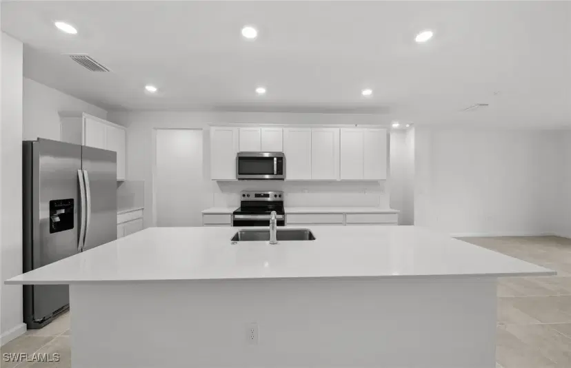 Picture of 1483 Weeping Willow Ct, Cape Coral FL 33909
