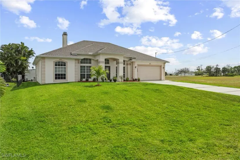 Picture of 1333 SW 8Th Pl, Cape Coral FL 33991