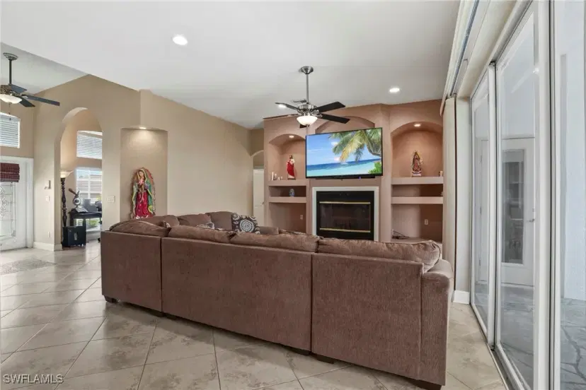 Picture of 1333 SW 8Th Pl, Cape Coral FL 33991