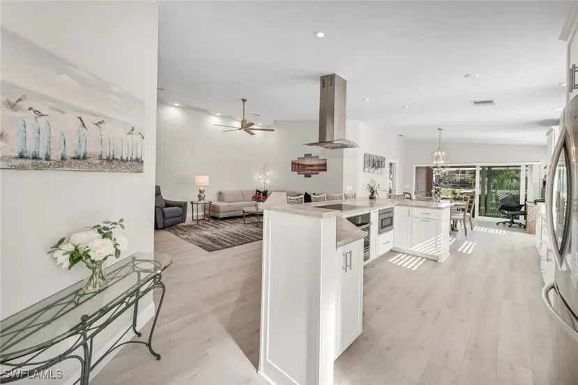 Picture of 3563 El Verdado Ct, Naples FL 34109