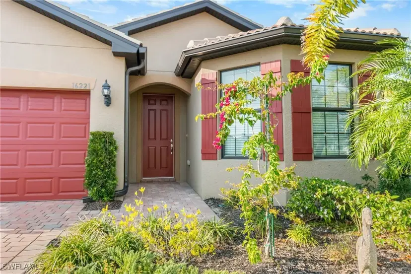 Picture of 16221 Bacopa Dr, Alva FL 33920
