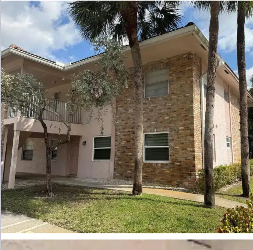 Picture of 8421 Royal Palm Blvd 8421, Coral Springs FL 33065