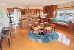 Picture of 1325 7Th St S 6A, Naples, FL 34102