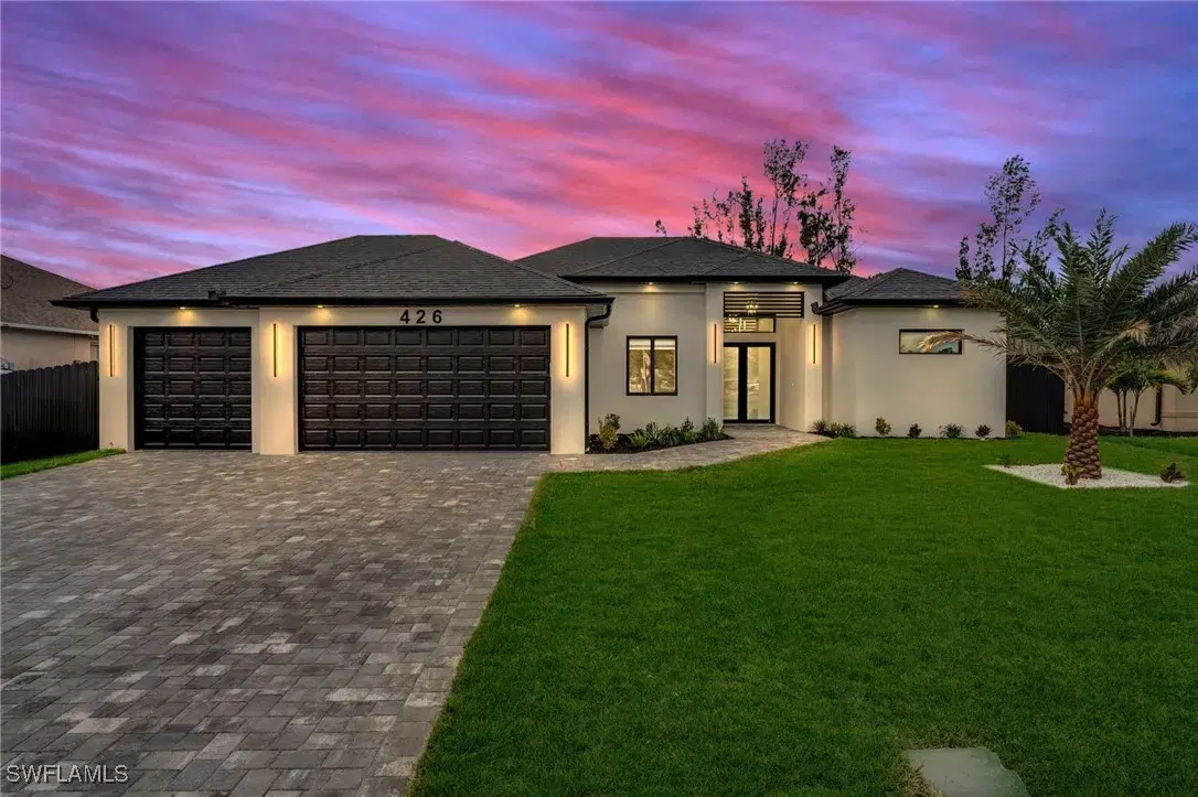 Picture of 426 NW 6Th Pl, Cape Coral, FL 33993