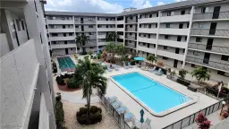 Picture of 2121 Collier Ave 405, Fort Myers, FL 33901