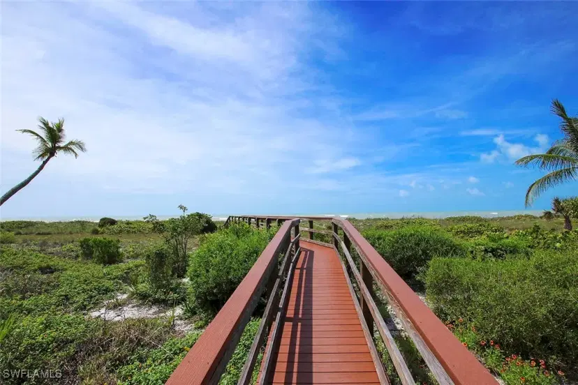Picture of 2611 W Gulf Dr B101, Sanibel FL 33957