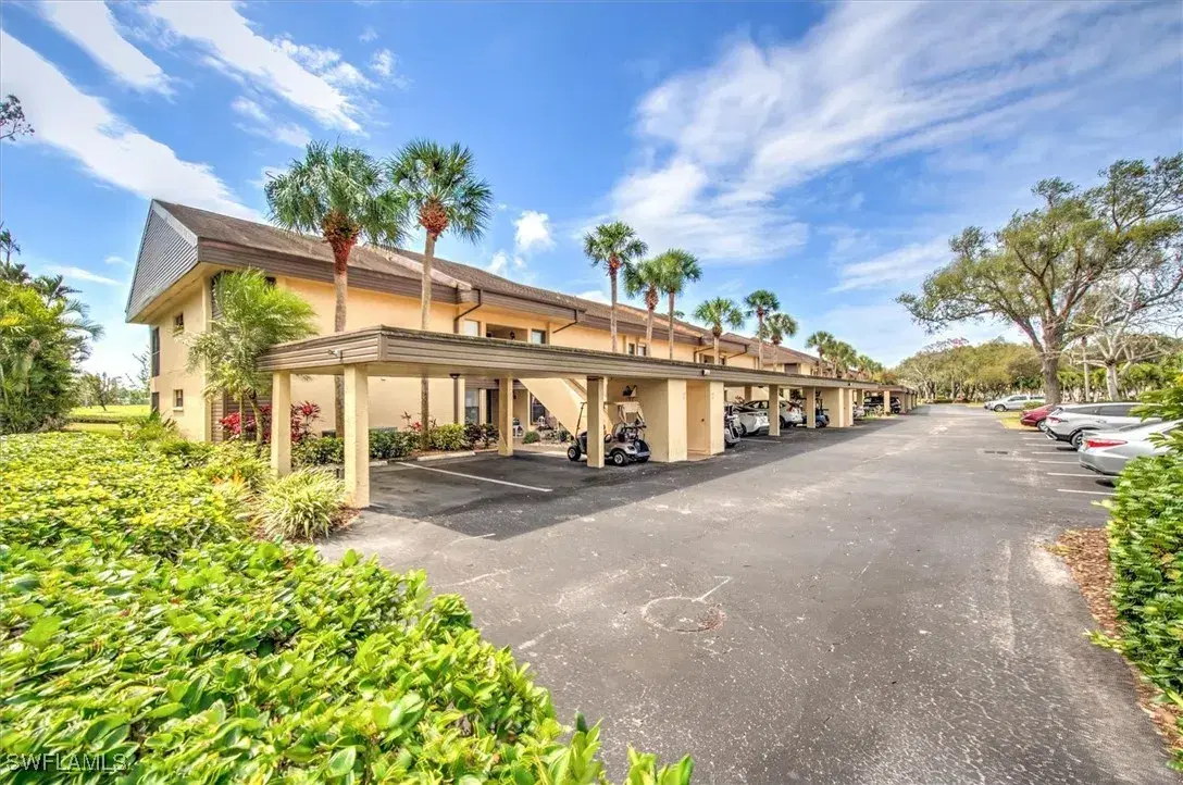 Picture of 5970 Trailwinds Dr 111, Fort Myers, FL 33907