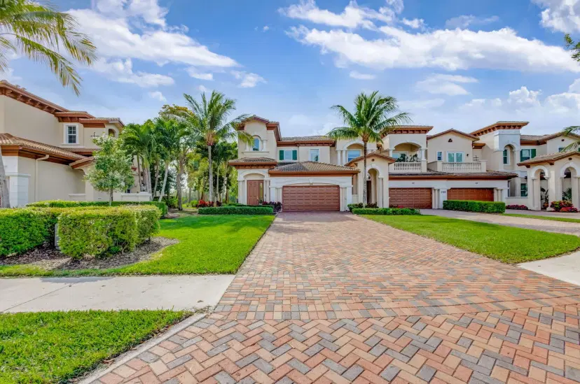 Picture of 258 Tresana Boulevard 108, Jupiter FL 33478