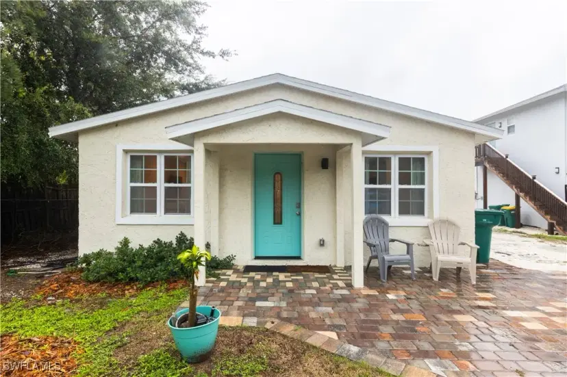 Picture of 3553 Thomasson Dr, Naples FL 34112