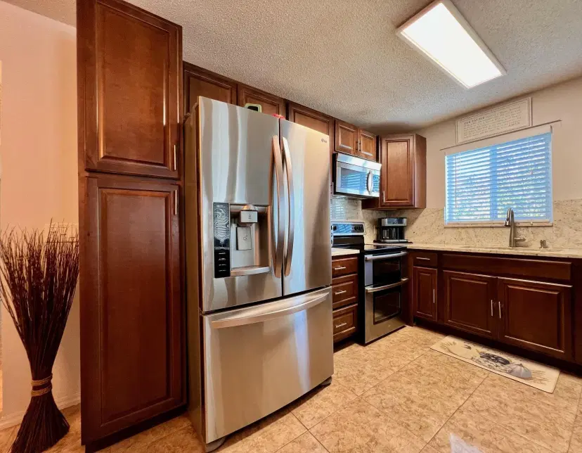 Picture of 136 Dorchester F, West Palm Beach FL 33417