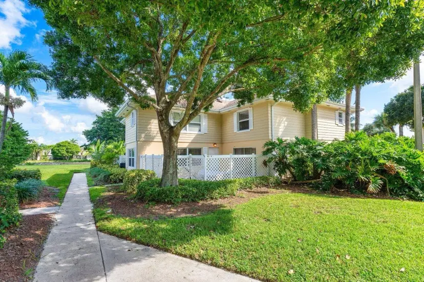 Picture of 4101 Roxbury Court, Boynton Beach FL 33436