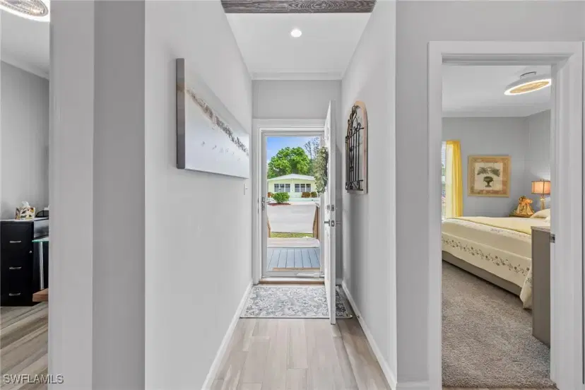 Picture of 75 Sanders Ct, North Fort Myers FL 33903