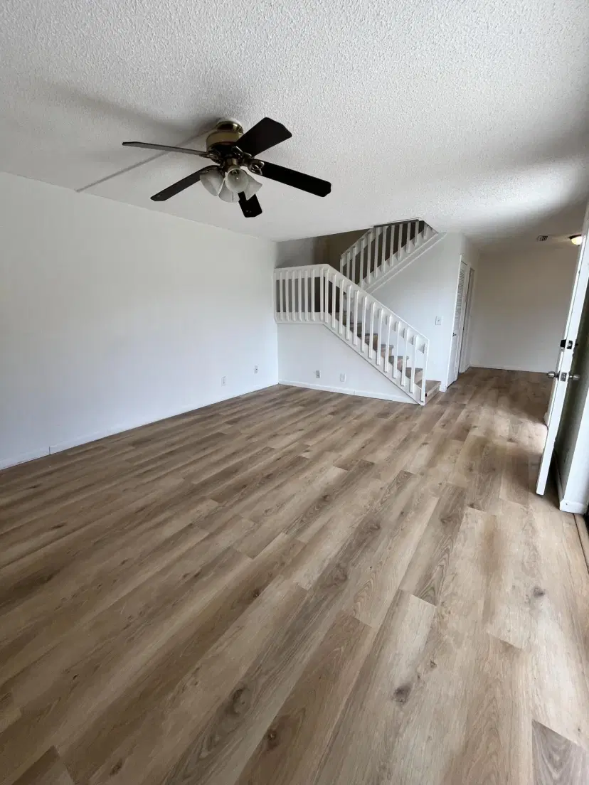 Picture of 4204 Waterview Circle, Palm Springs FL 33461