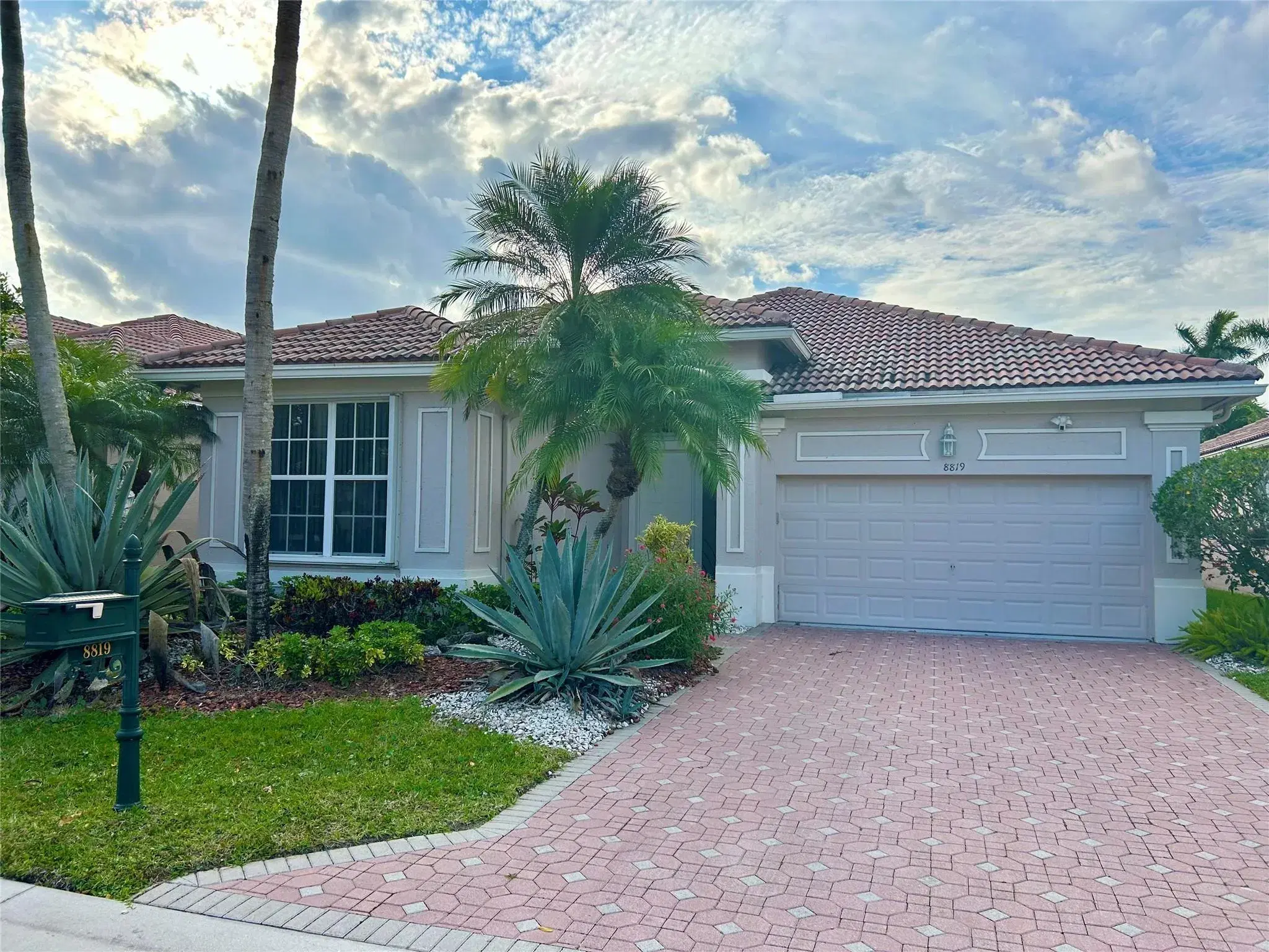 Picture of 8819 Creston Ln, Boynton Beach, FL 33472