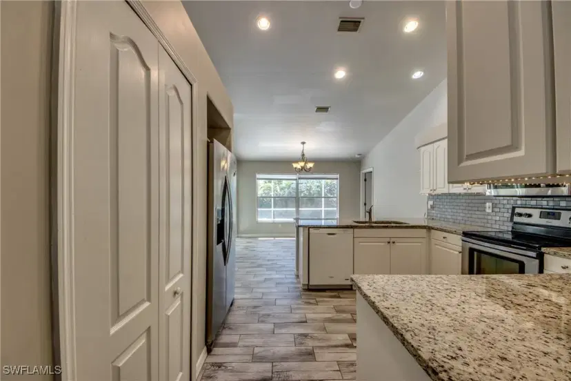 Picture of 918 SW 21St Ln, Cape Coral FL 33991