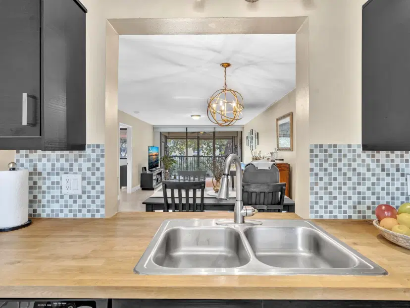 Picture of 8592 W Sunrise Blvd 202, Plantation FL 33322