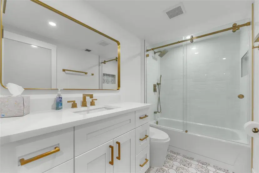 Picture of 6121 Balboa Circle 404, Boca Raton FL 33433