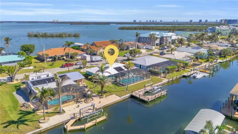 Picture of 8 Bayview Blvd, Fort Myers Beach FL 33931