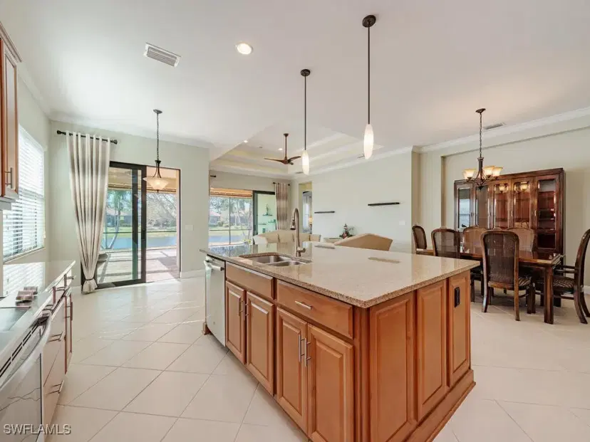 Picture of 9308 Isla Bella Cir, Bonita Springs FL 34135