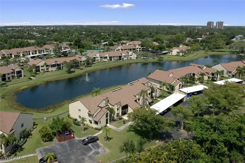 Picture of 8565 Charter Club Cir 7, Fort Myers FL 33919