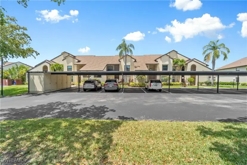 Picture of 8565 Charter Club Cir 7, Fort Myers FL 33919
