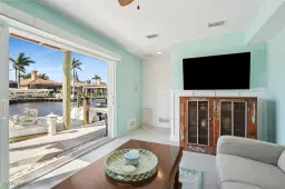 Picture of 5862 Shell Cove Dr, Cape Coral, FL 33914