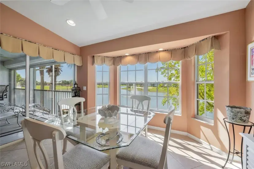 Picture of 6060 Pinnacle Ln 1904, Naples FL 34110
