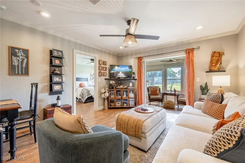 Picture of 1050 Lake Mcgregor Dr 6715, Fort Myers FL 33919