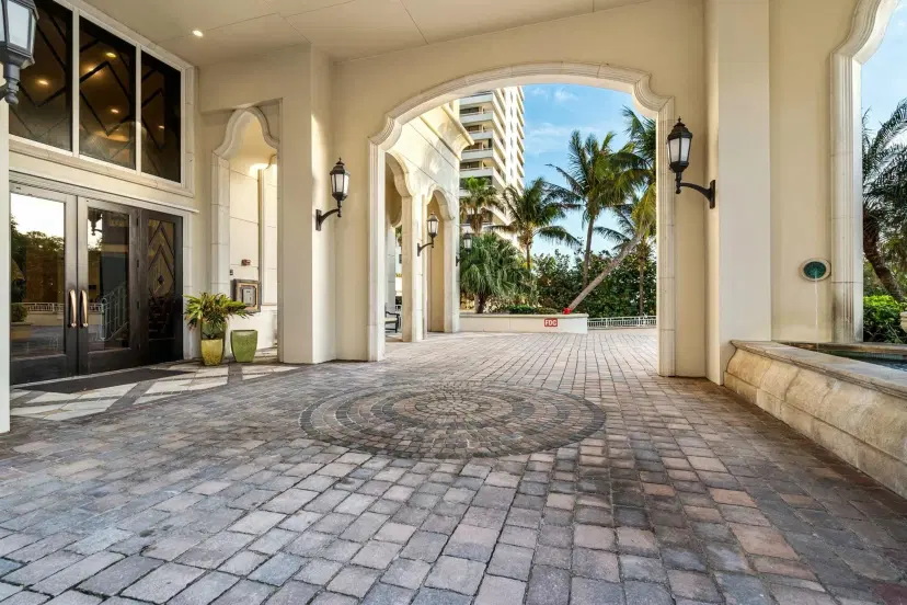 Picture of 5310 N Ocean Drive 301, Riviera Beach FL 33404