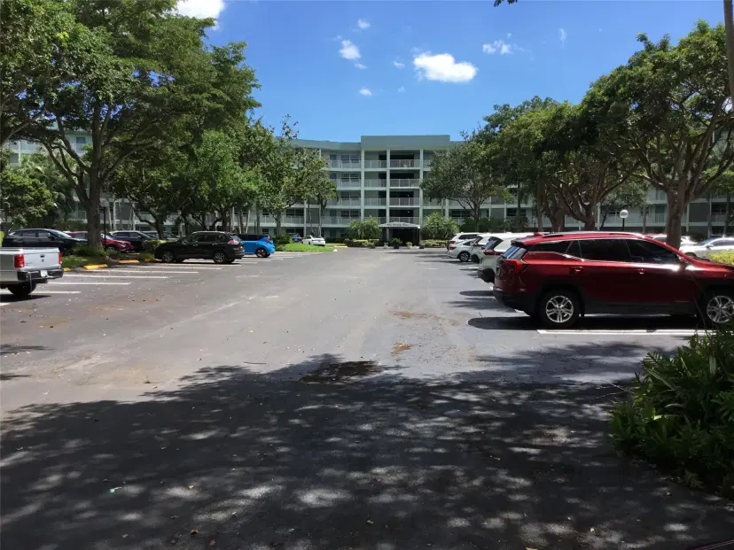 Picture of 806 Cypress Grove Lane 305, Pompano Beach FL 33069