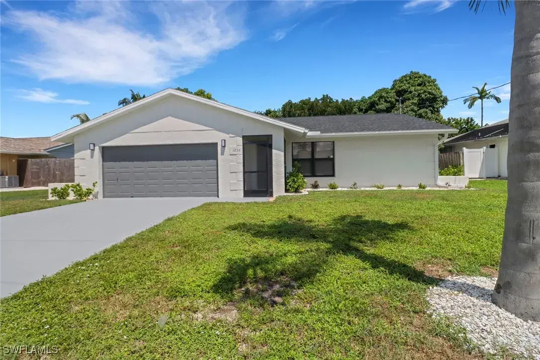 Picture of 1253 Granada Blvd, Naples, FL 34103