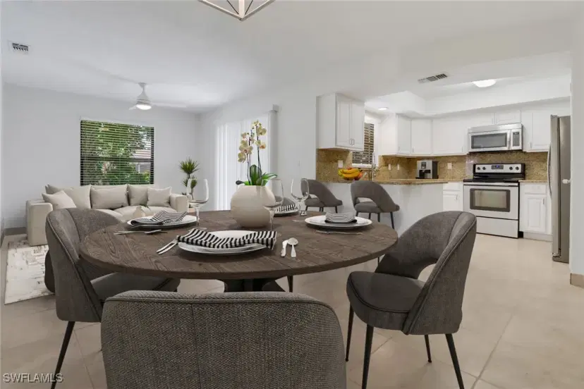 Picture of 1253 Granada Blvd, Naples FL 34103
