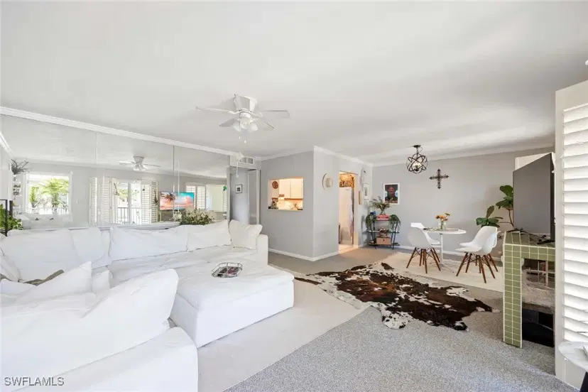 Picture of 1950 Gulf Shore Blvd N 204, Naples FL 34102