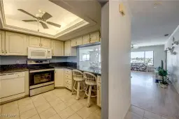 Picture of 4013 SE 20Th Pl 505, Cape Coral, FL 33904