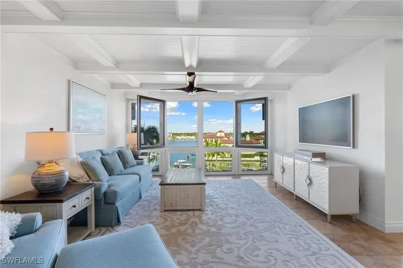 Picture of 4031 Gulf Shore Blvd N 5F, Naples FL 34103