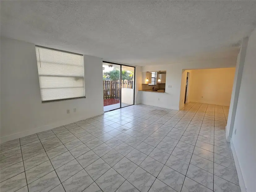 Picture of 1756 NW 55Th Ave 103, Lauderhill FL 33313