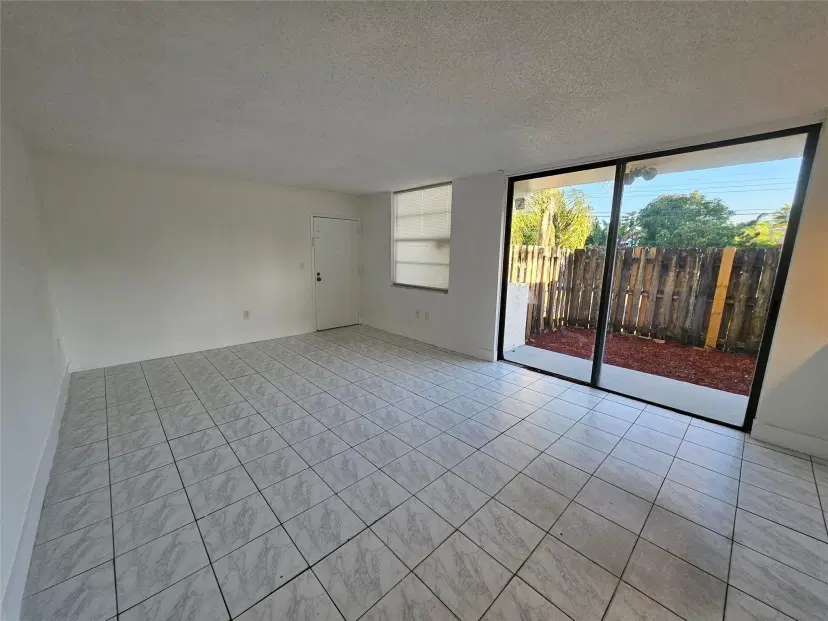 Picture of 1756 NW 55Th Ave 103, Lauderhill FL 33313